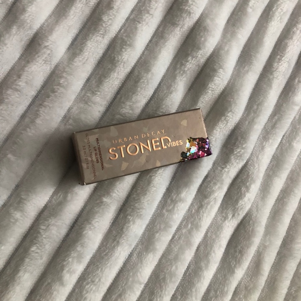 3/$20 - Urban Decay Stoned